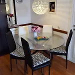 Adriatica Apartman *