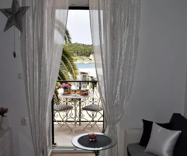 Adriatica Апартаменти *